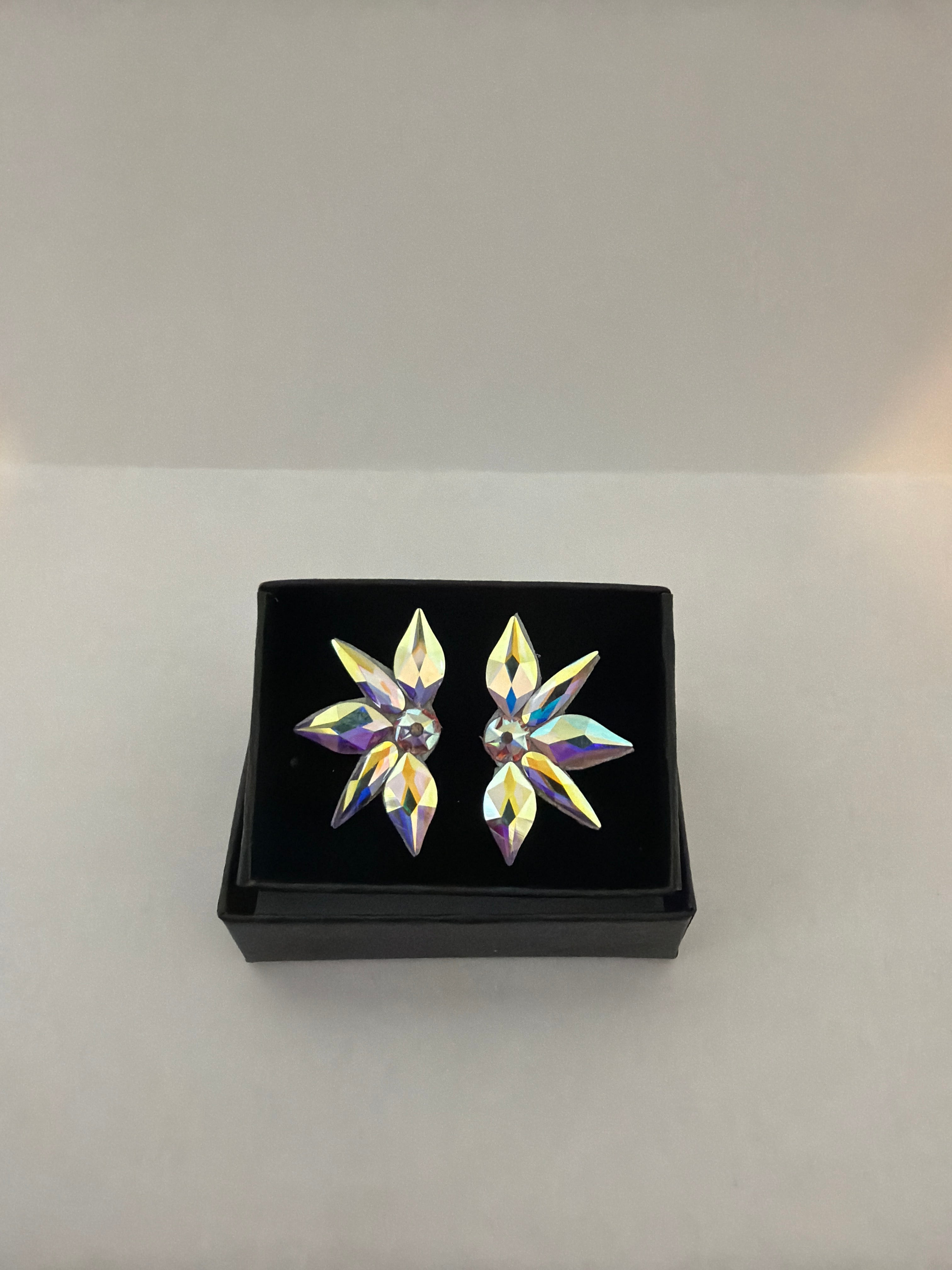 Elara Statement Earring