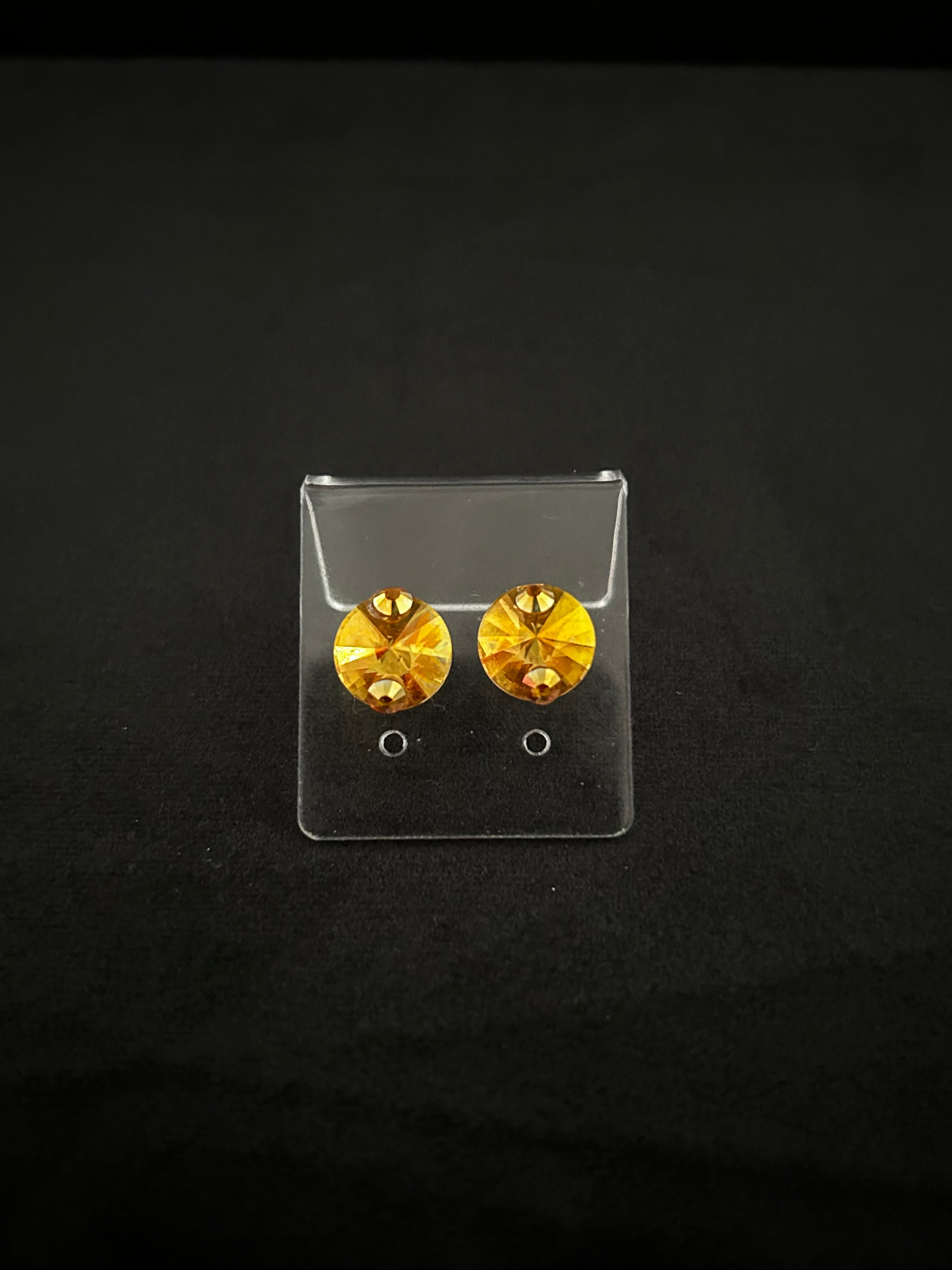 Round Stud Earrings