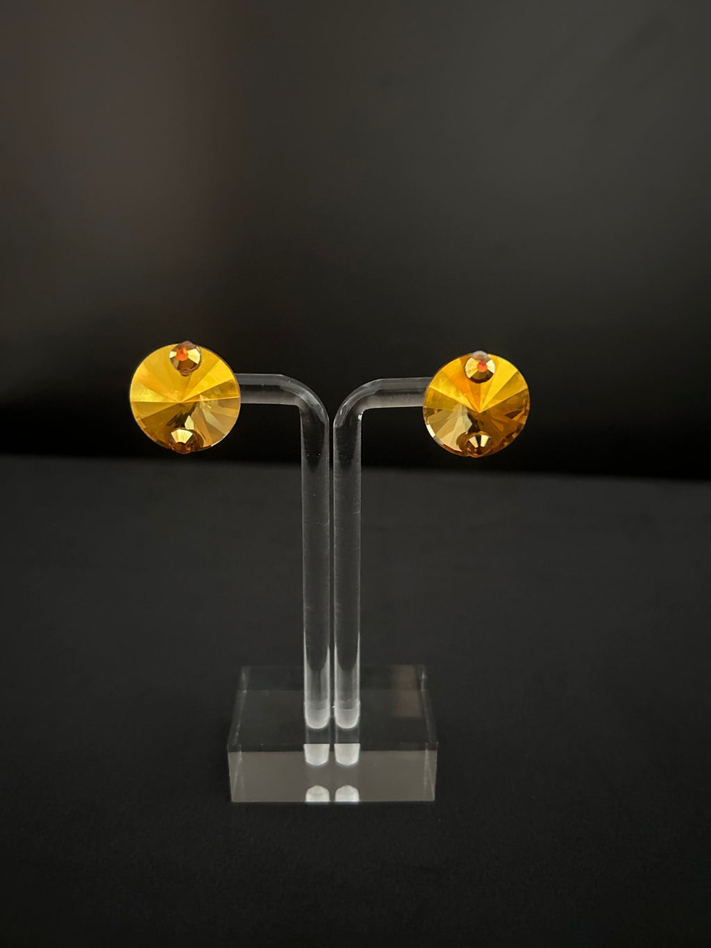 Round Stud Earrings