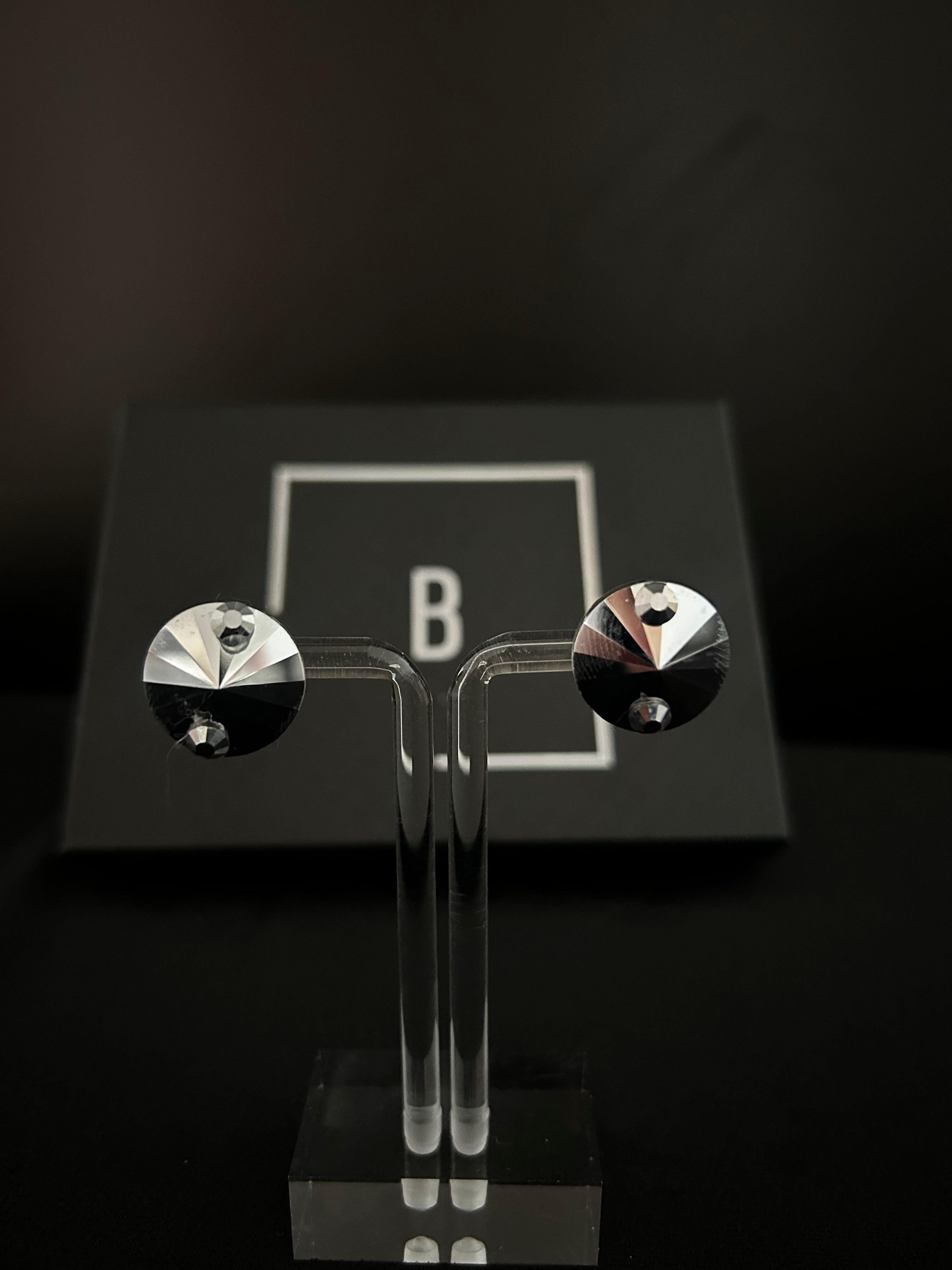 Round Stud Earrings