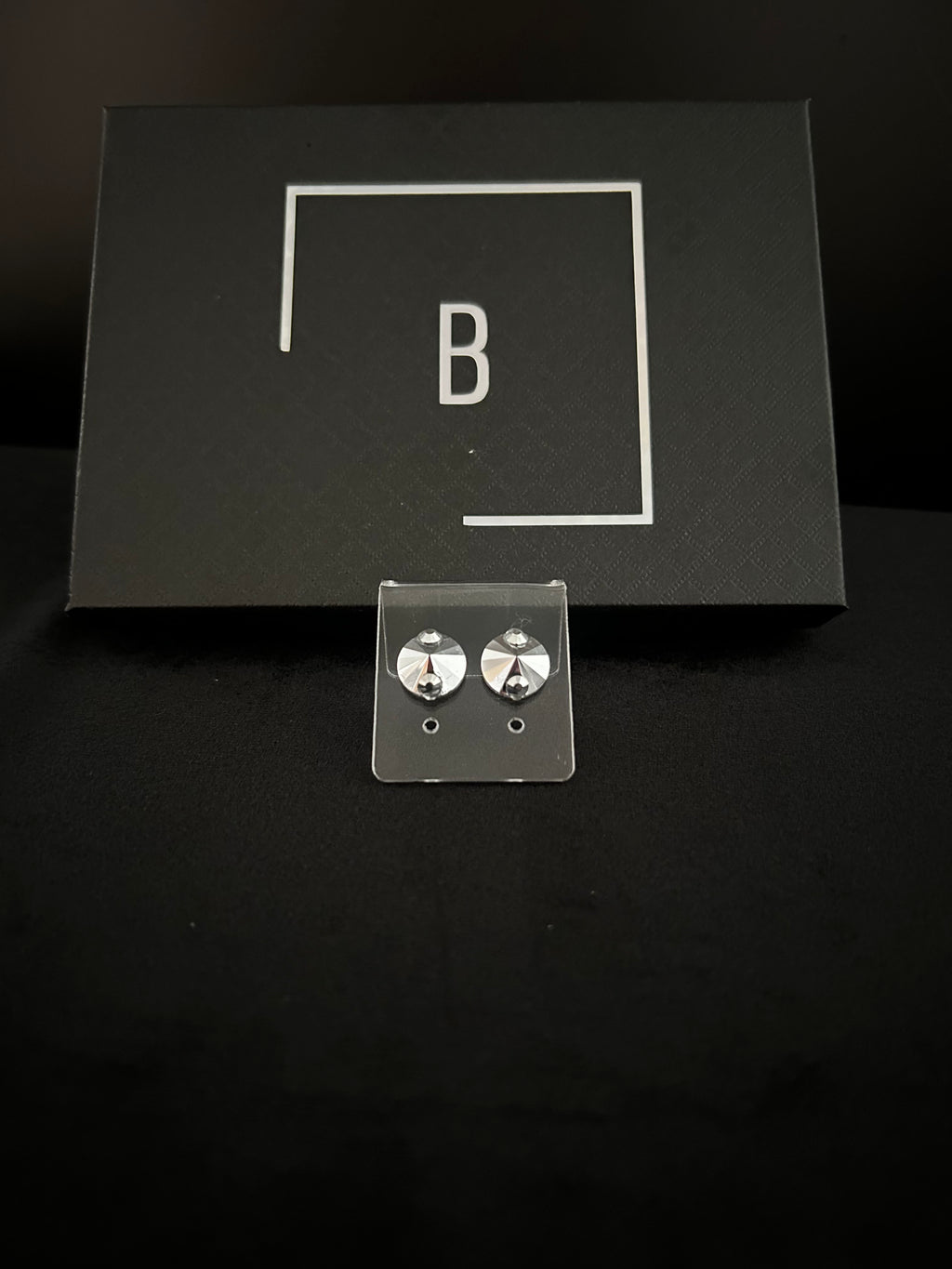 Round Stud Earrings
