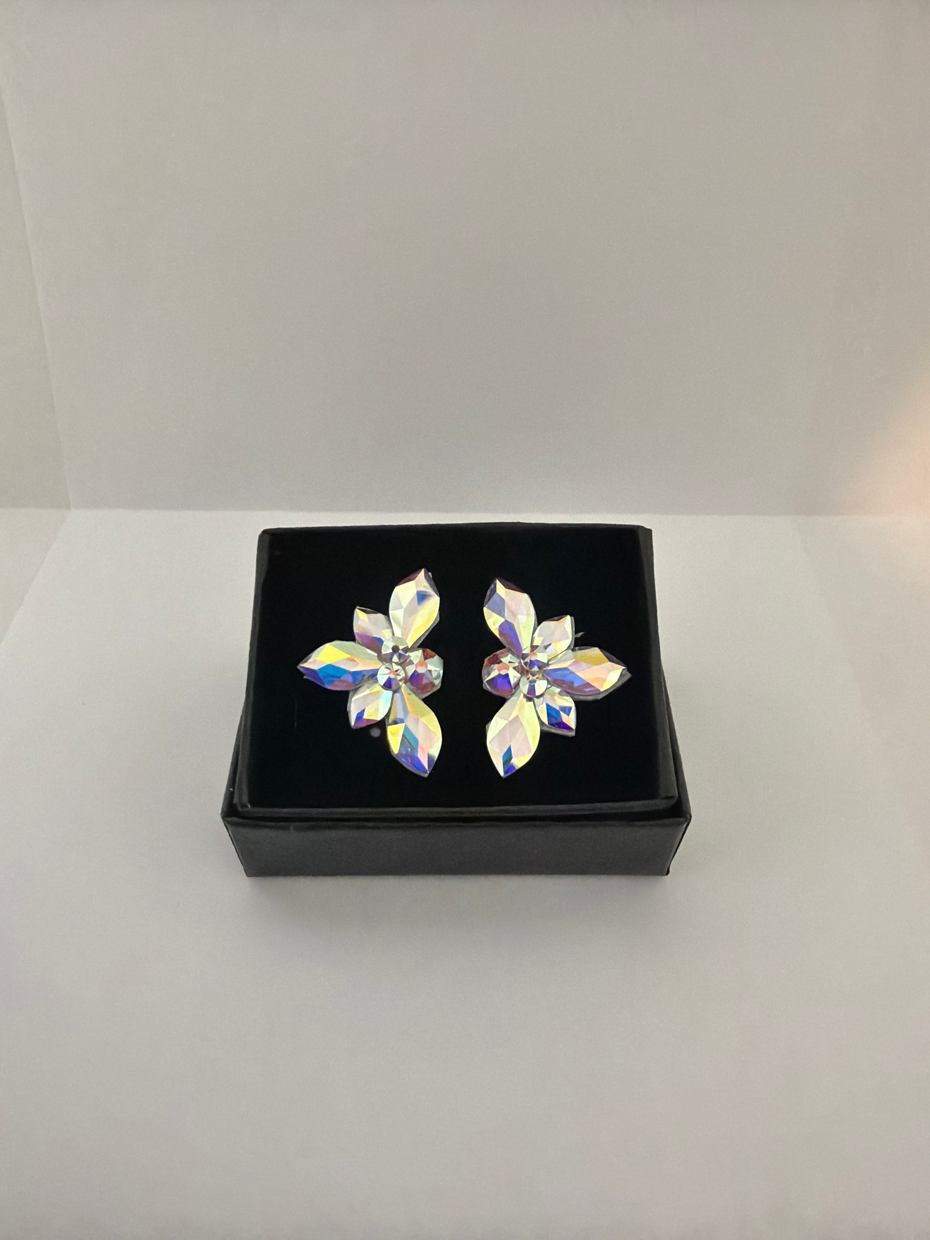 Willow Statement Earring