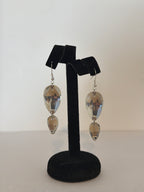 2 Drop Earrings in Pear drop
