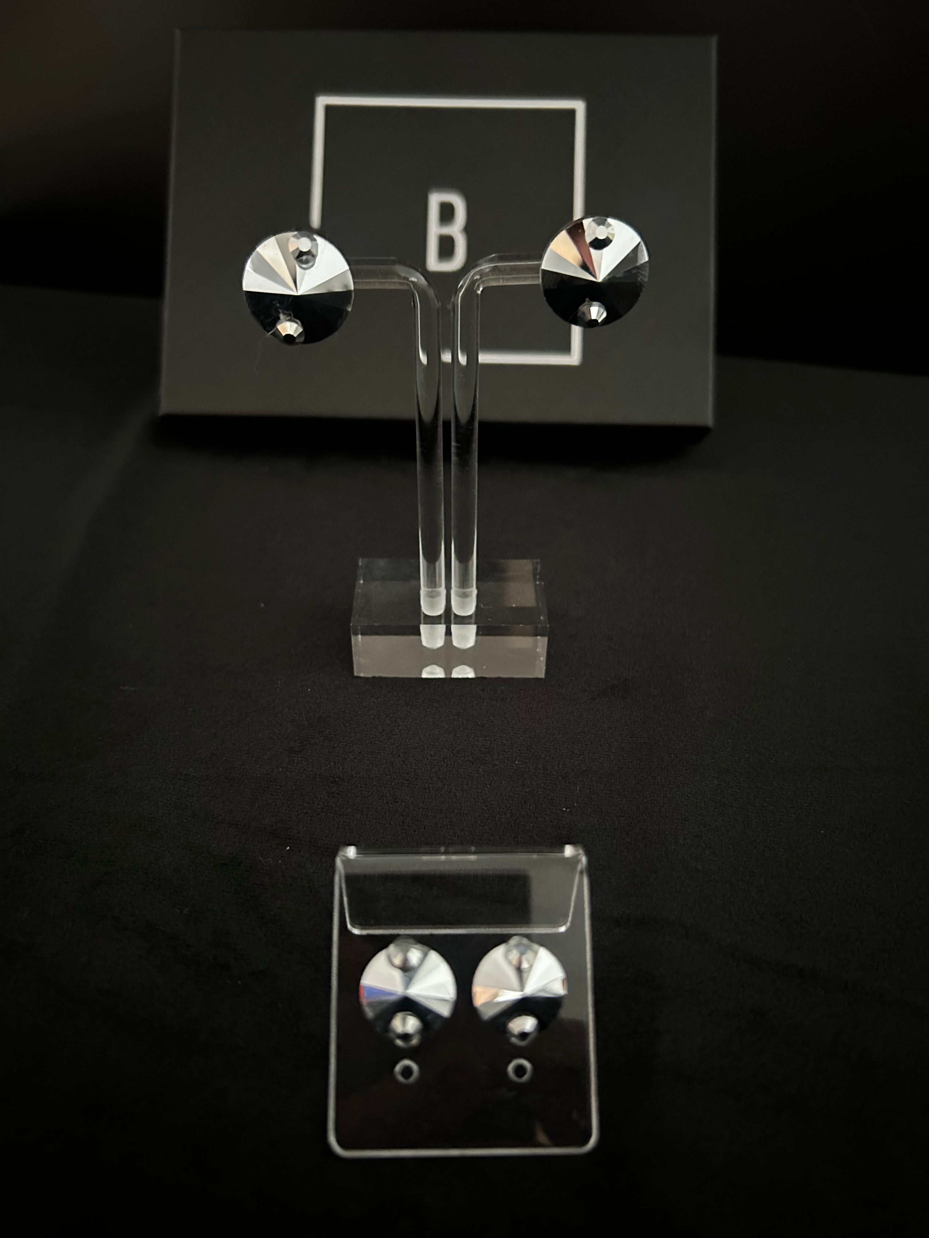 Round Stud Earrings