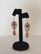 2 Drop Earrings in Pear drop