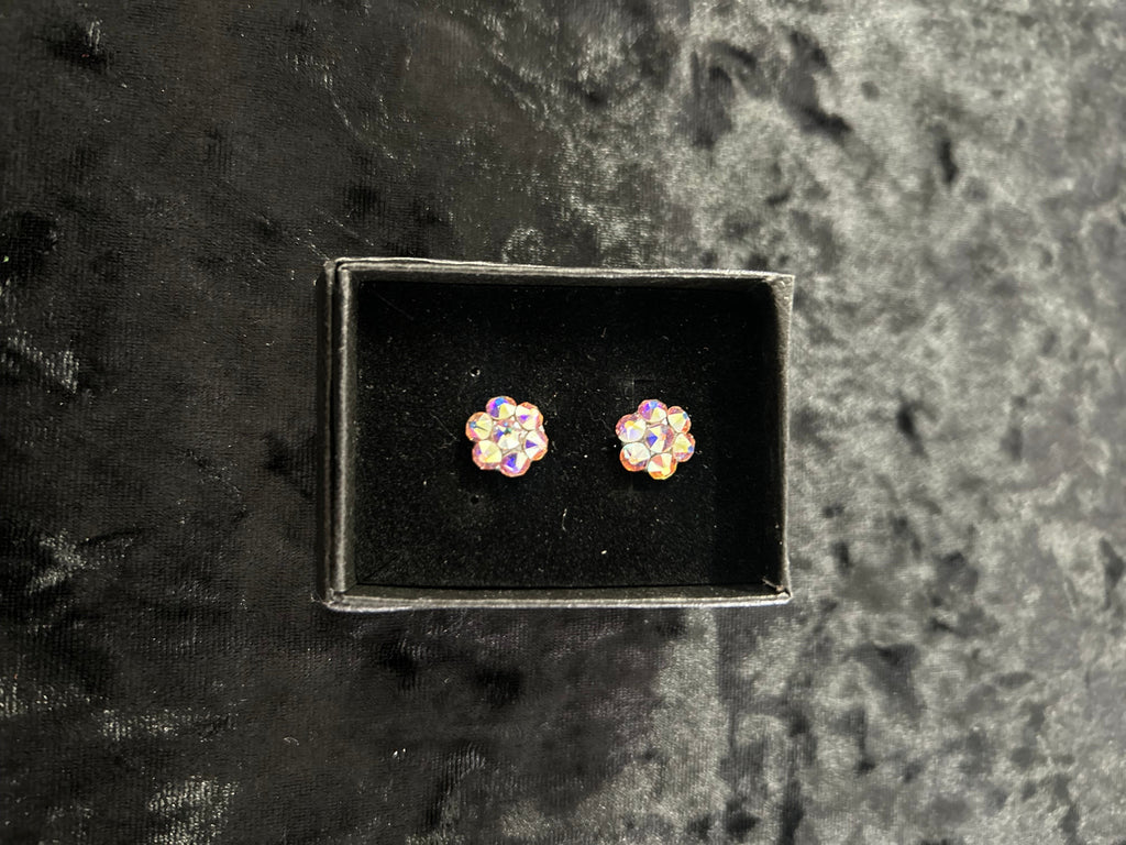 Juvenile Flower Earring