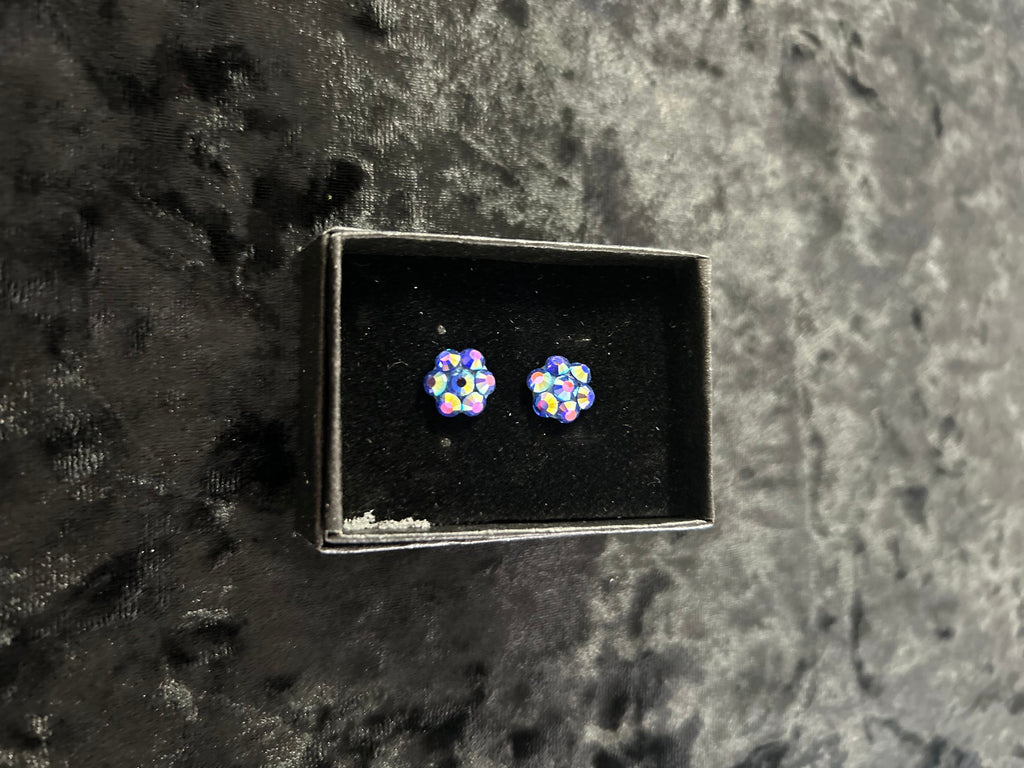 Juvenile Flower Earring