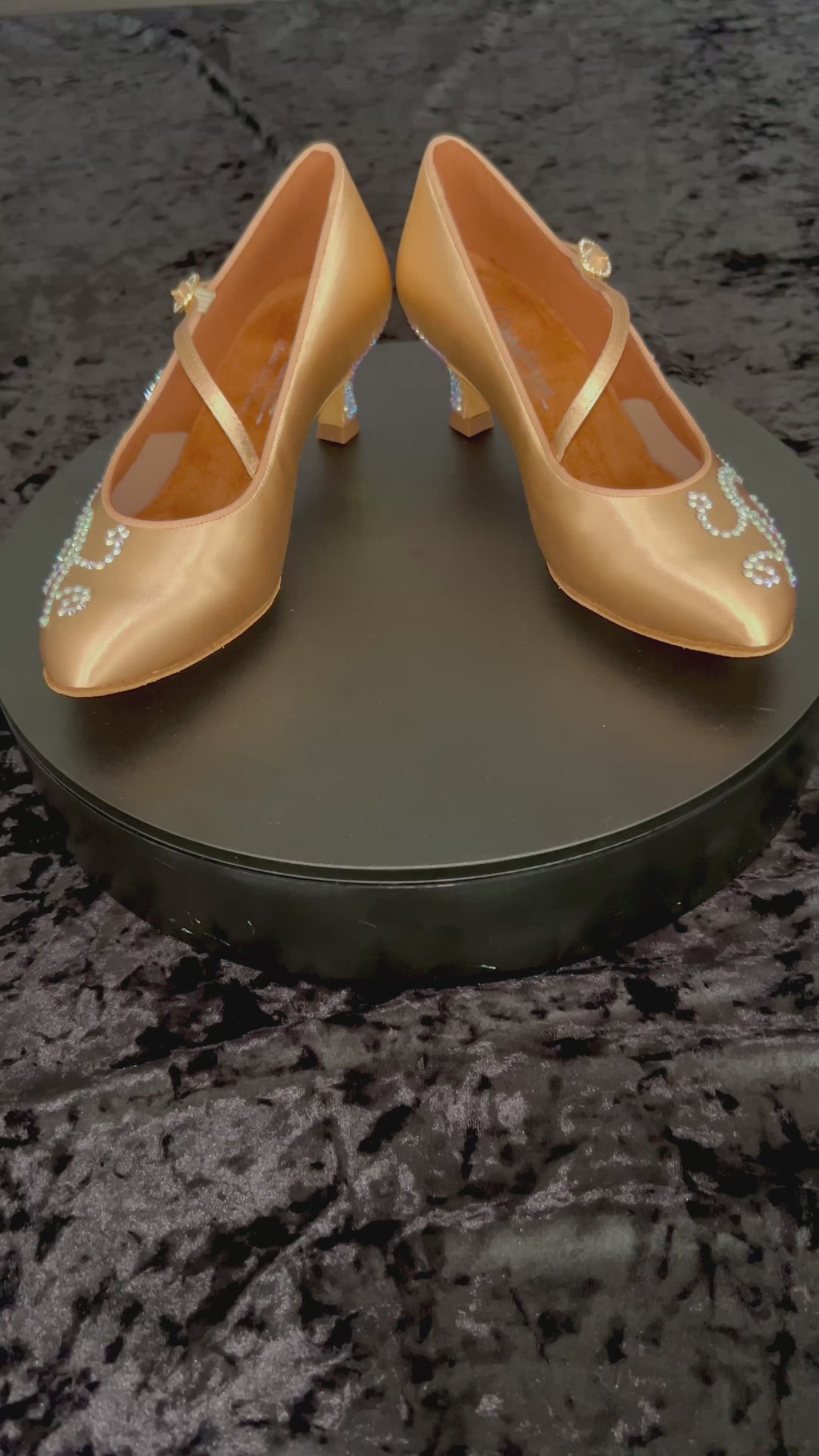 Swirl Embellished ICS Roundtoe Single Strap